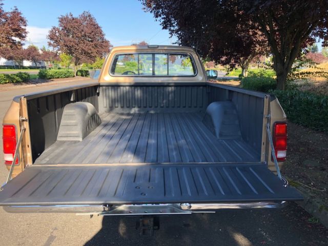 1989 Dodge Ram 2500 - photo 9
