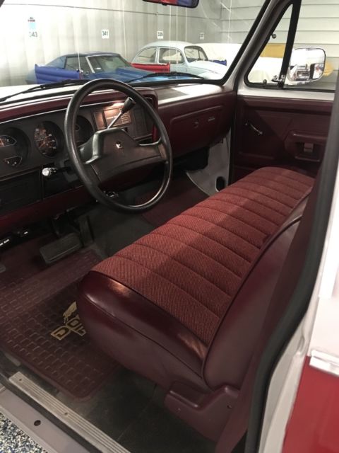 1989 Dodge Ram 2500 - photo 10
