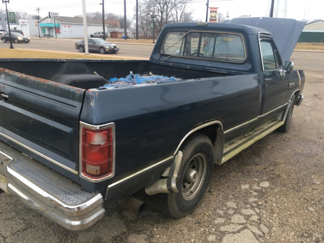 1989 Dodge Ram 2500 - photo 6