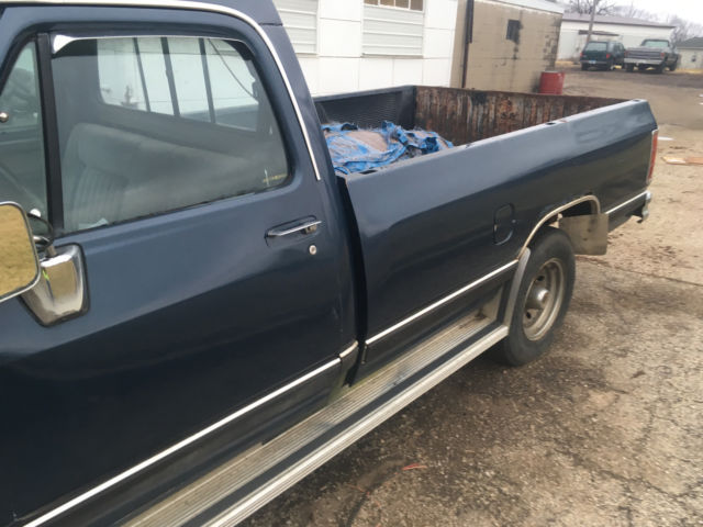 1989 Dodge Ram 2500 - photo 8