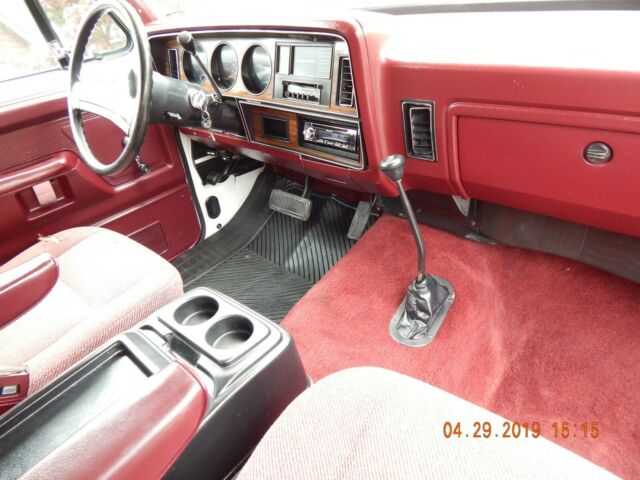 1989 Dodge Ramcharger 4X4 LE - photo 12