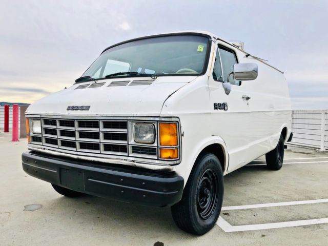 1989 Dodge Ram Van 350