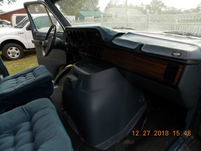 1989 Dodge Ram Van - photo 11