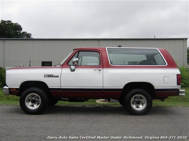 1989 Dodge RAMCHARGER 100 2dr 4x4 - photo 3