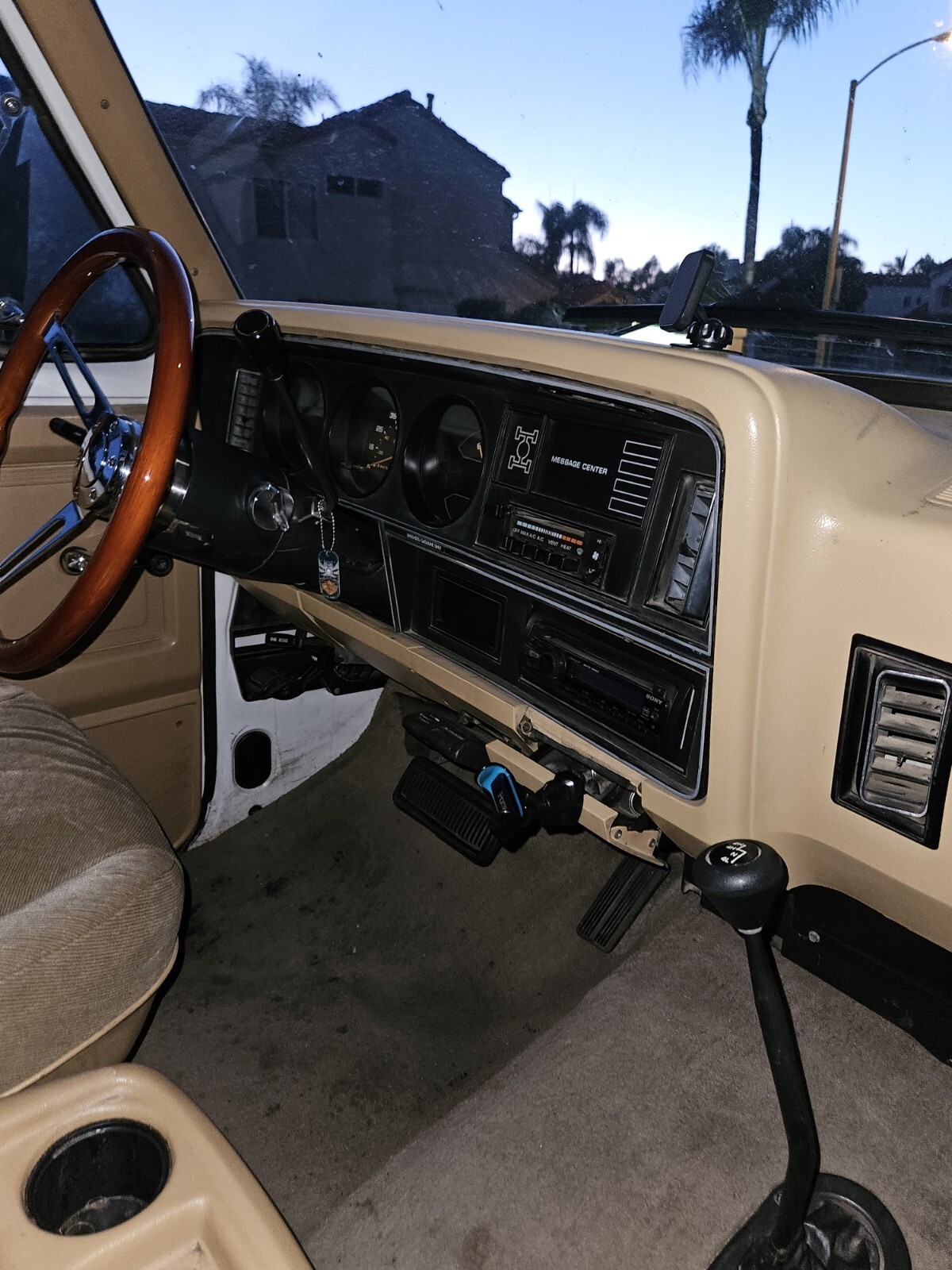 1989 Dodge Ramcharger AW150 - photo 7