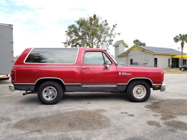 1989 Dodge Ramcharger 150 V8 RARE 2 DOOR FLORIDA NO RESERVE! - photo 6
