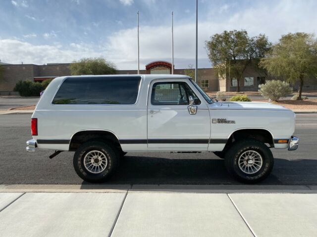 1989 Dodge Ramcharger PROSPECTOR