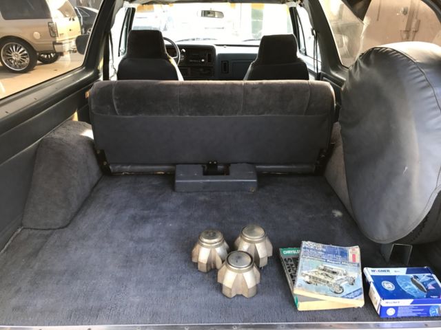 1989 Dodge Ramcharger SE150 - photo 10