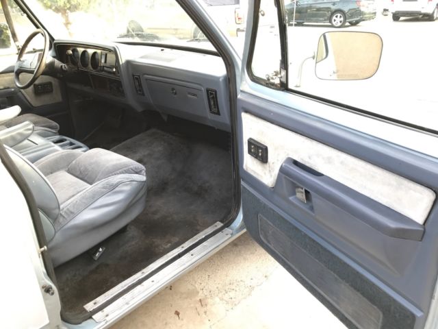 1989 Dodge Ramcharger SE150 - photo 9