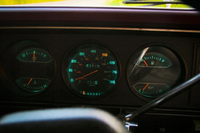 1989 Dodge Ram 2500 - photo 8