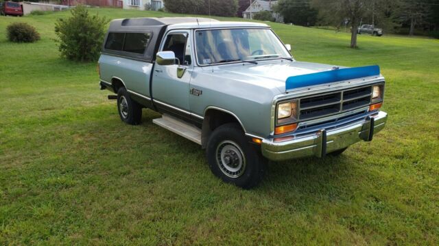 1989 dodge w250 cummins turbo-diesel 4x4, one owner, NO RESERVE!!!! 1989 Dodge Ram 2500