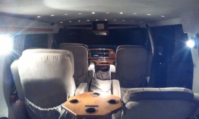 1989 Ford E-Series Van Conversion Custom Van - photo 6