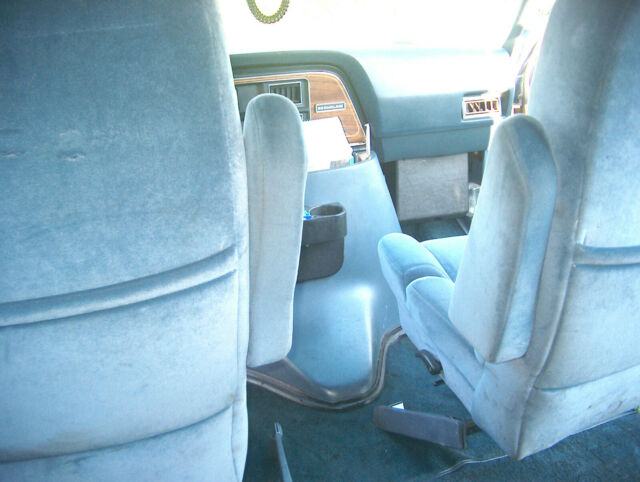 1989 Ford E-Series Van XLT - photo 8