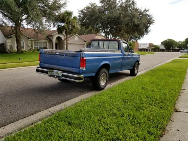1989 Ford F-150 Custom - photo 2