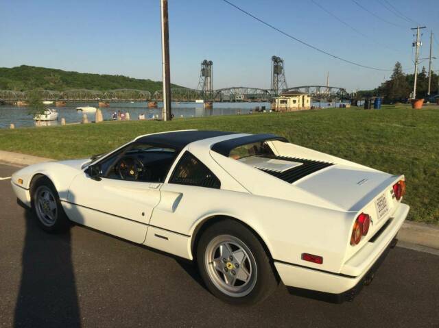 1989 Ferrari 328 GTS - photo 2