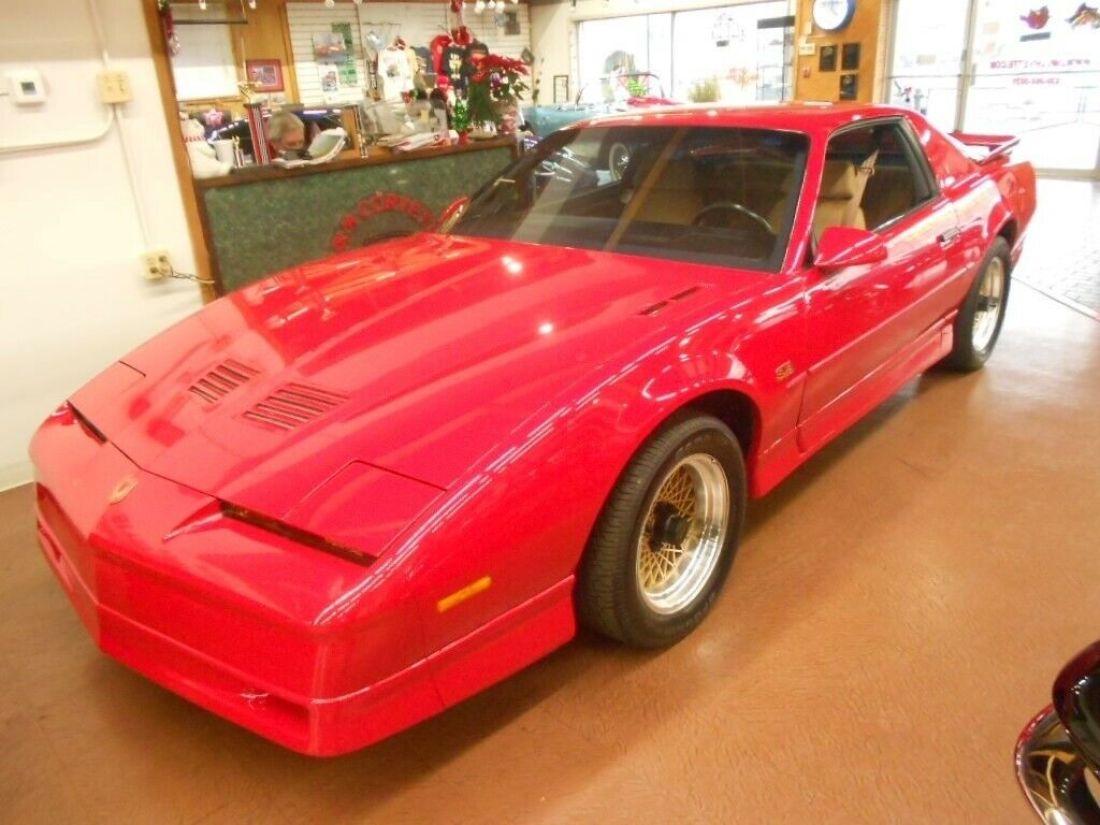 1989 Pontiac Trans Am GTA - photo 12