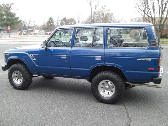 1989 Toyota LAND CRUISER FJ62 - photo 2
