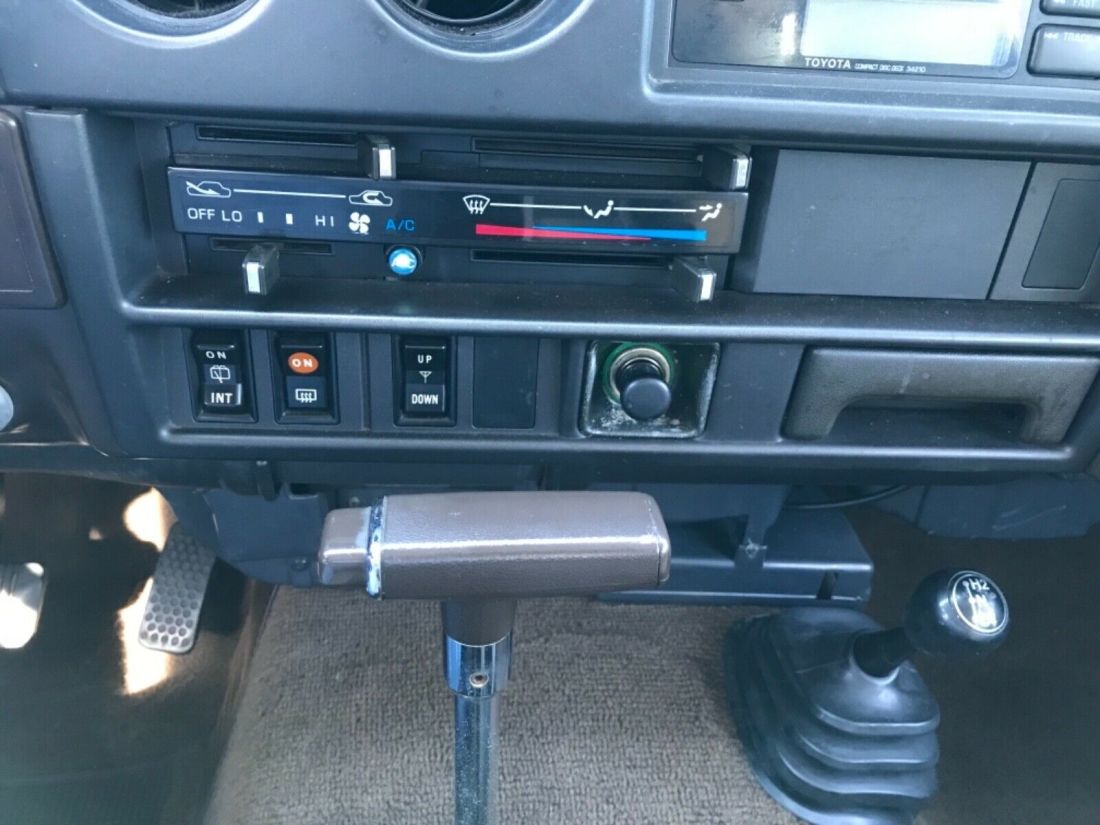 1989 Toyota Land Cruiser - photo 11