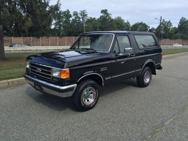 1989 Ford Bronco 1,563 Mile Showroom NEW! Pristine Museum Quality MINT Survivor! 1989 Ford Bronco ONLY 1,563 MILES! MUSEUM QUALITY LIKE BRAND NEW!