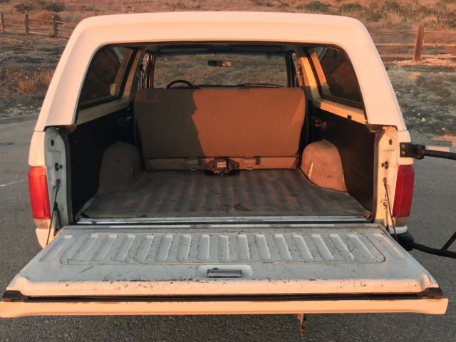 1989 Ford Bronco Custom - photo 12