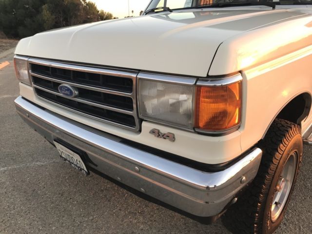 1989 Ford Bronco Custom - photo 7