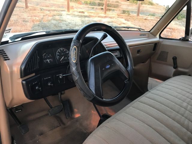 1989 Ford Bronco Custom - photo 8