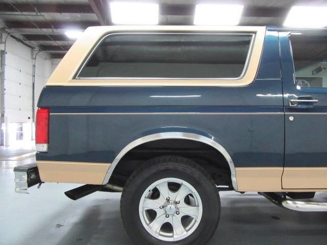 1989 Ford Bronco - photo 11
