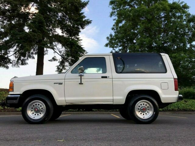 1989 Ford Bronco ii XL 4x4 2dr SUV 2.9'Liter V6 Eng ONLY 59,624 Original Miles 1989 Ford Bronco II XL