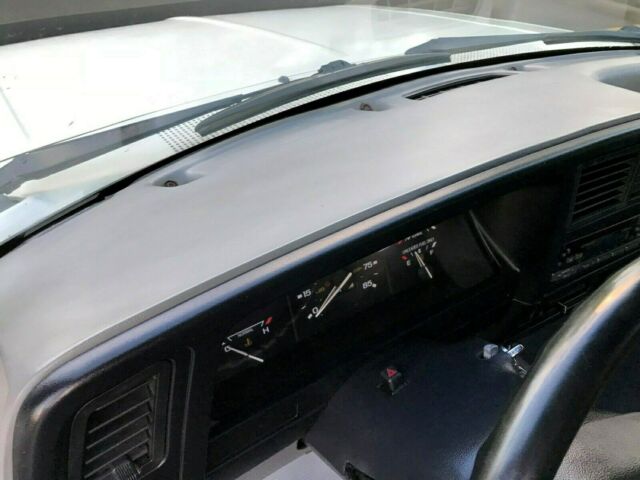 1989 Ford Bronco II XL - photo 9