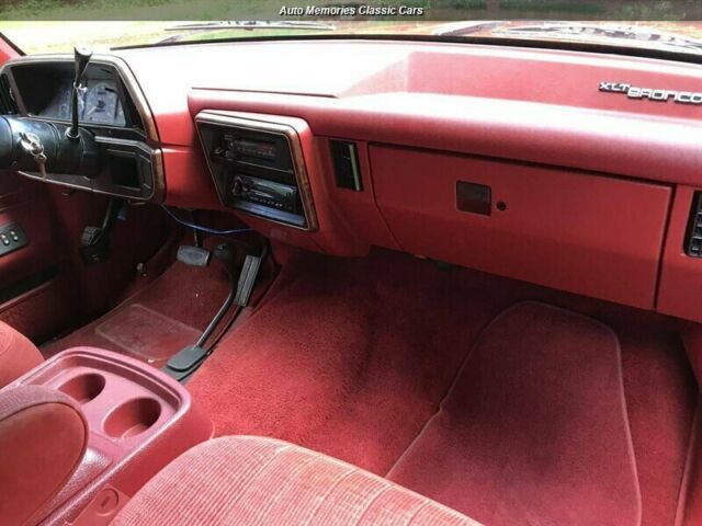 1989 Ford Bronco Custom 2dr Custom - photo 13