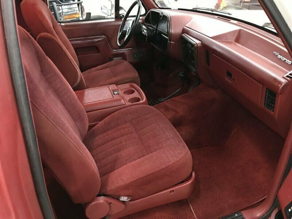 1989 Ford Bronco XLT 2dr XLT - photo 13