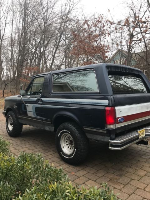 1989 Ford Bronco XLT, 43,679 miles 1989 Ford Bronco XLT