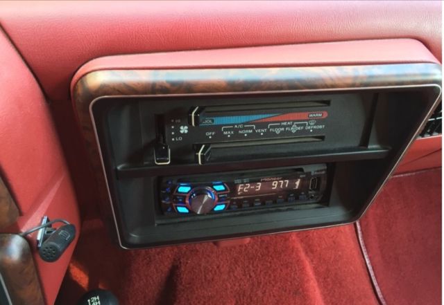 1989 Ford Bronco SUV - photo 9