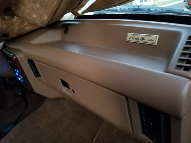 1989 Ford Bronco XLT - photo 13
