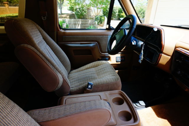1989 Ford Bronco XLT - photo 11