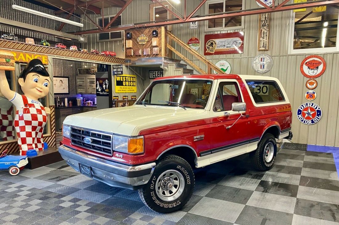 1989 FORD BRONCO XLT OVER 200 PICS IN DISCREPTION!!! 1989 Ford Bronco