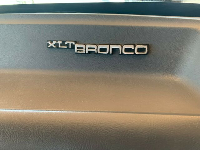 1989 Ford Bronco XLT Rust Free - photo 12