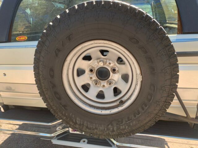 1989 Ford Bronco XLT Rust Free - photo 8