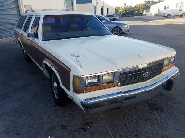 1989 Ford Crown Victoria - photo 2