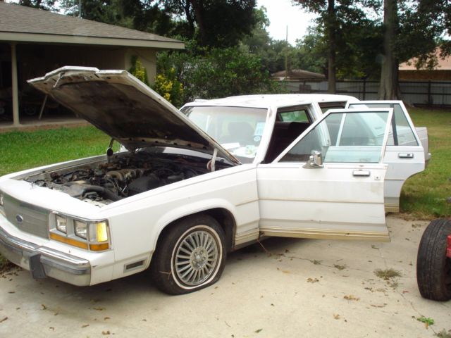 1989 Ford Crown Victoria Crown VIc 86 87 88 89 90 1989 Ford Crown Victoria LTD