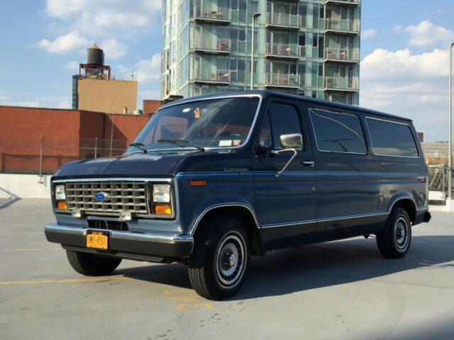 1989 Ford E-Series Van XLT - photo 2