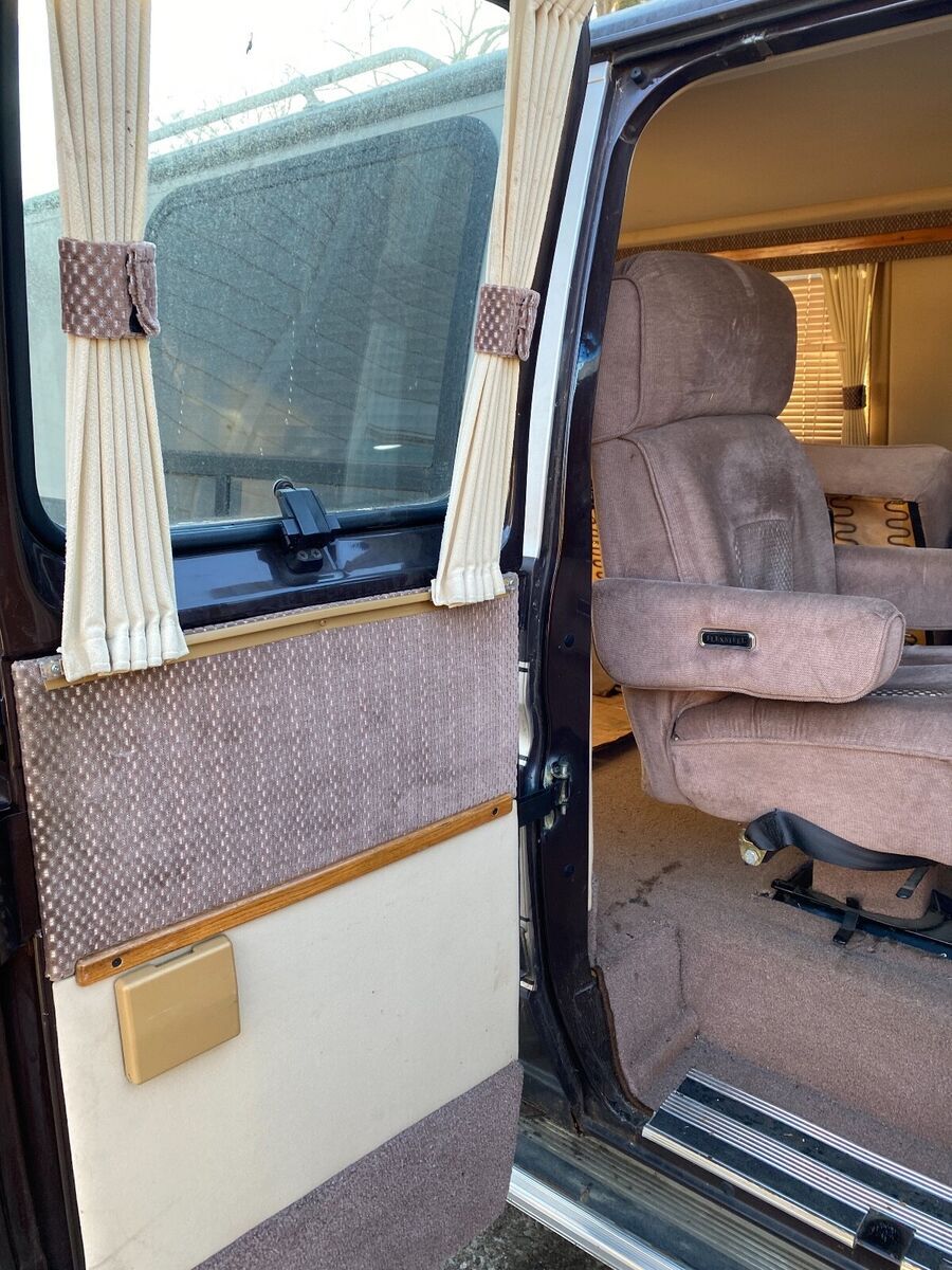 1989 Ford E-Series Van - photo 11