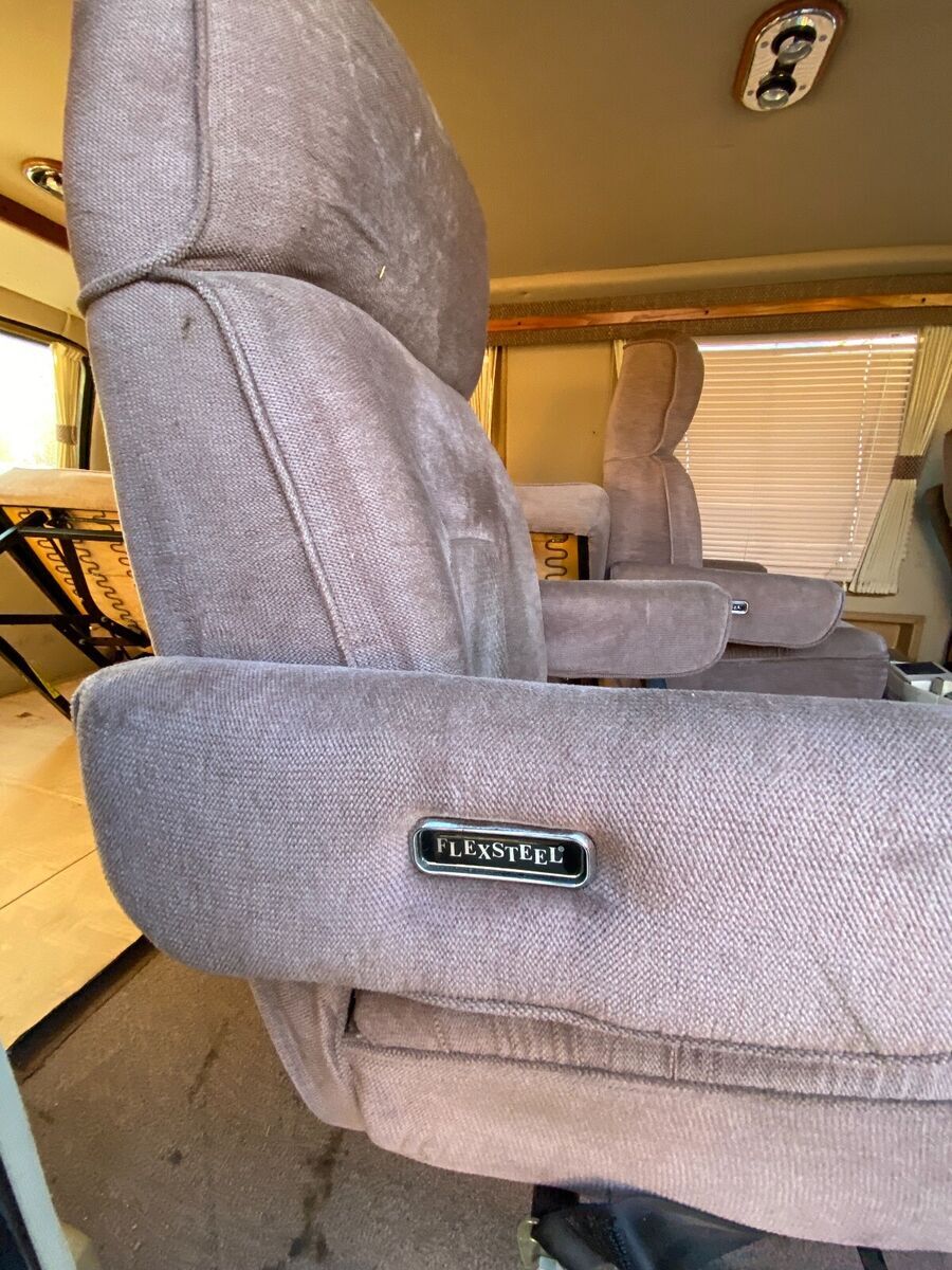 1989 Ford E-Series Van - photo 7