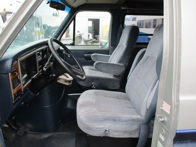 1989 Ford E-Series Van - photo 13