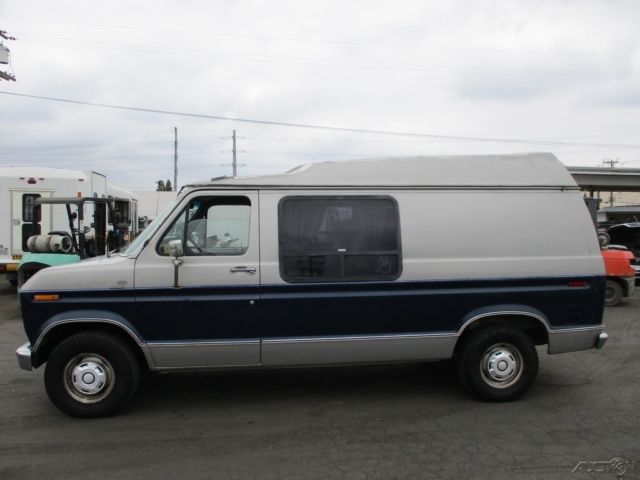 1989 Ford E-Series Van - photo 3
