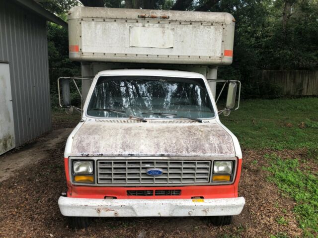 1989 Ford E-Series Van - photo 11