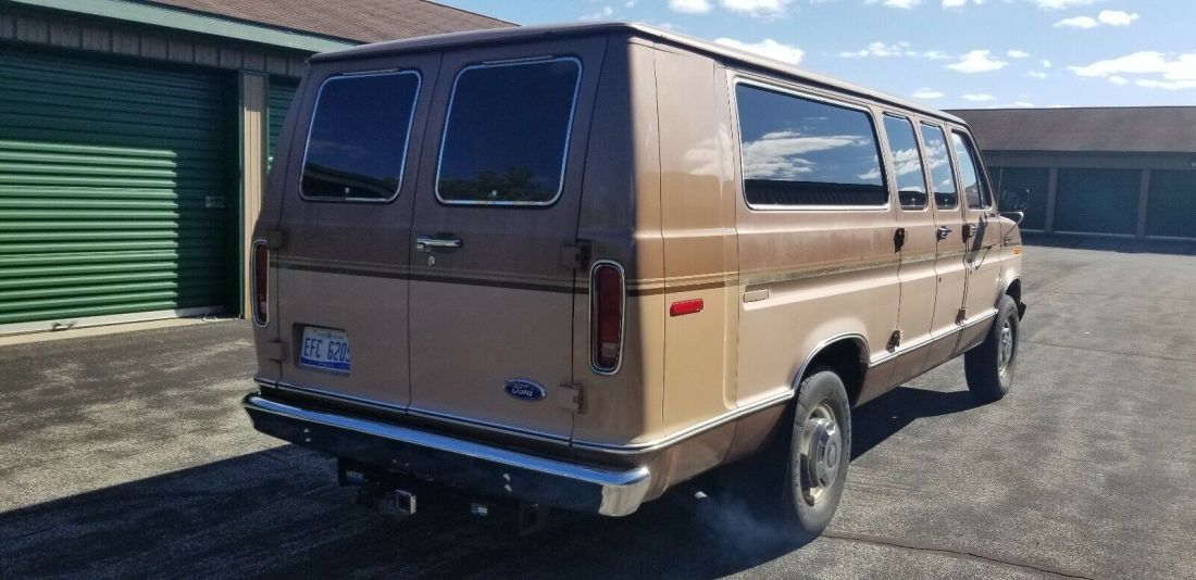 1989 Ford E-350 Econoline Club Wagon xl - photo 5