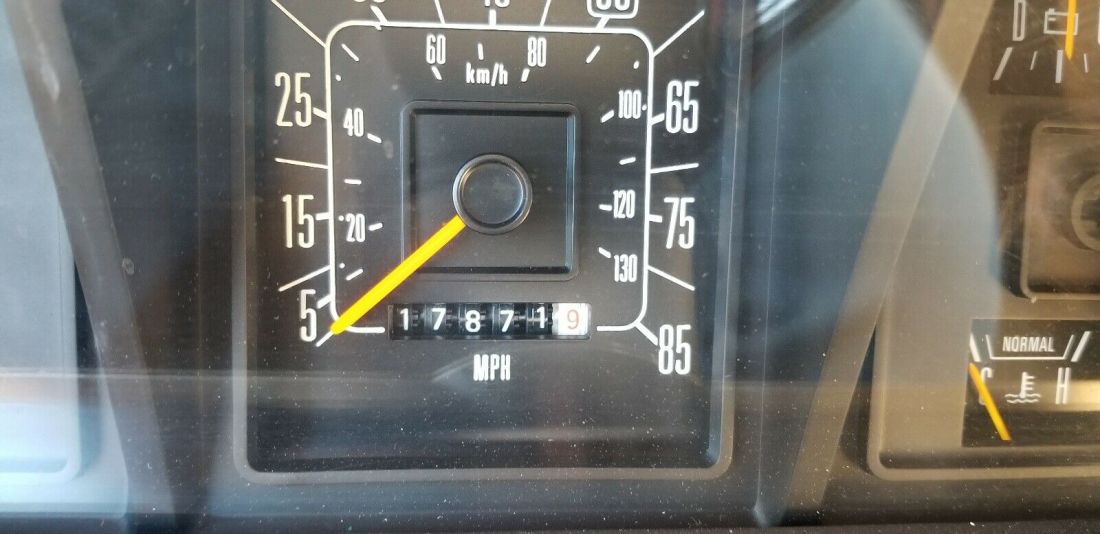 1989 Ford E-350 Econoline Club Wagon xl - photo 9