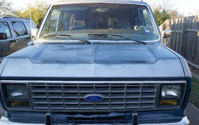 1989 Ford E-Series Van - photo 2