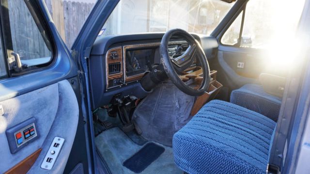 1989 Ford E-Series Van - photo 5